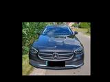 Mercedes-Benz E 220 d T Autom. - Standheizung + Winterräder - : Winterräder