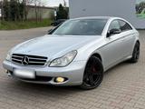 Mercedes-Benz Mercedes Benz CLS 320 CDI AMG Optik w219 - Mercedes-Benz CLS 320: AMG