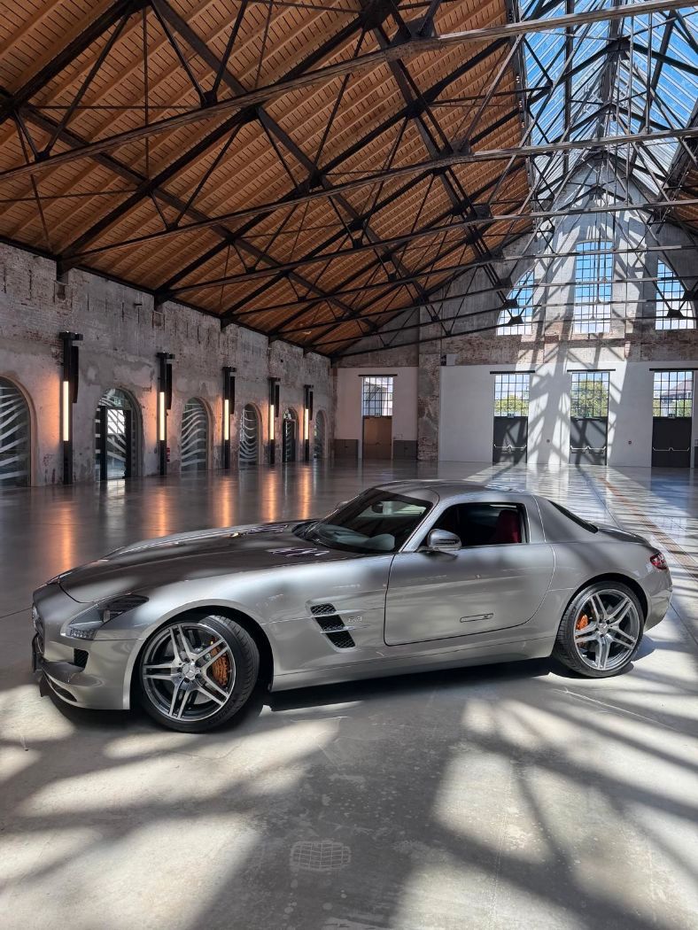 Fahrzeugabbildung Mercedes-Benz SLS AMG Alubeam/Keramik/Dt. Erstauslieferung