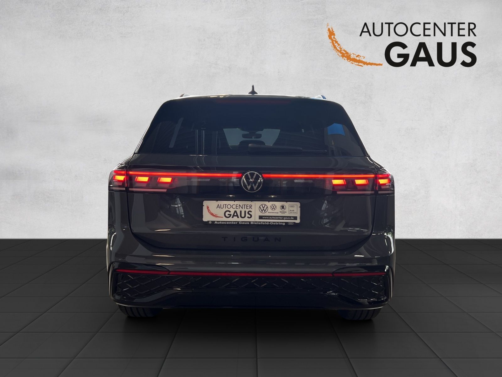 Tiguan R-Line 1.5 l eTSI DSG AHK*Pano*Black Styl