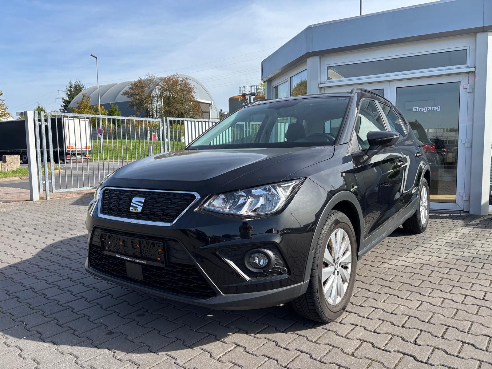 Fahrzeugabbildung SEAT Arona 1.0 TSI Style-KAMERA-SHZ-KLIMA-PDC-ALUS-
