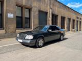 Mercedes-Benz E 220 W 124 Coupé  - Mercedes-Benz E 220 mit Benzin-Antrieb: Sportwagen, Automatik