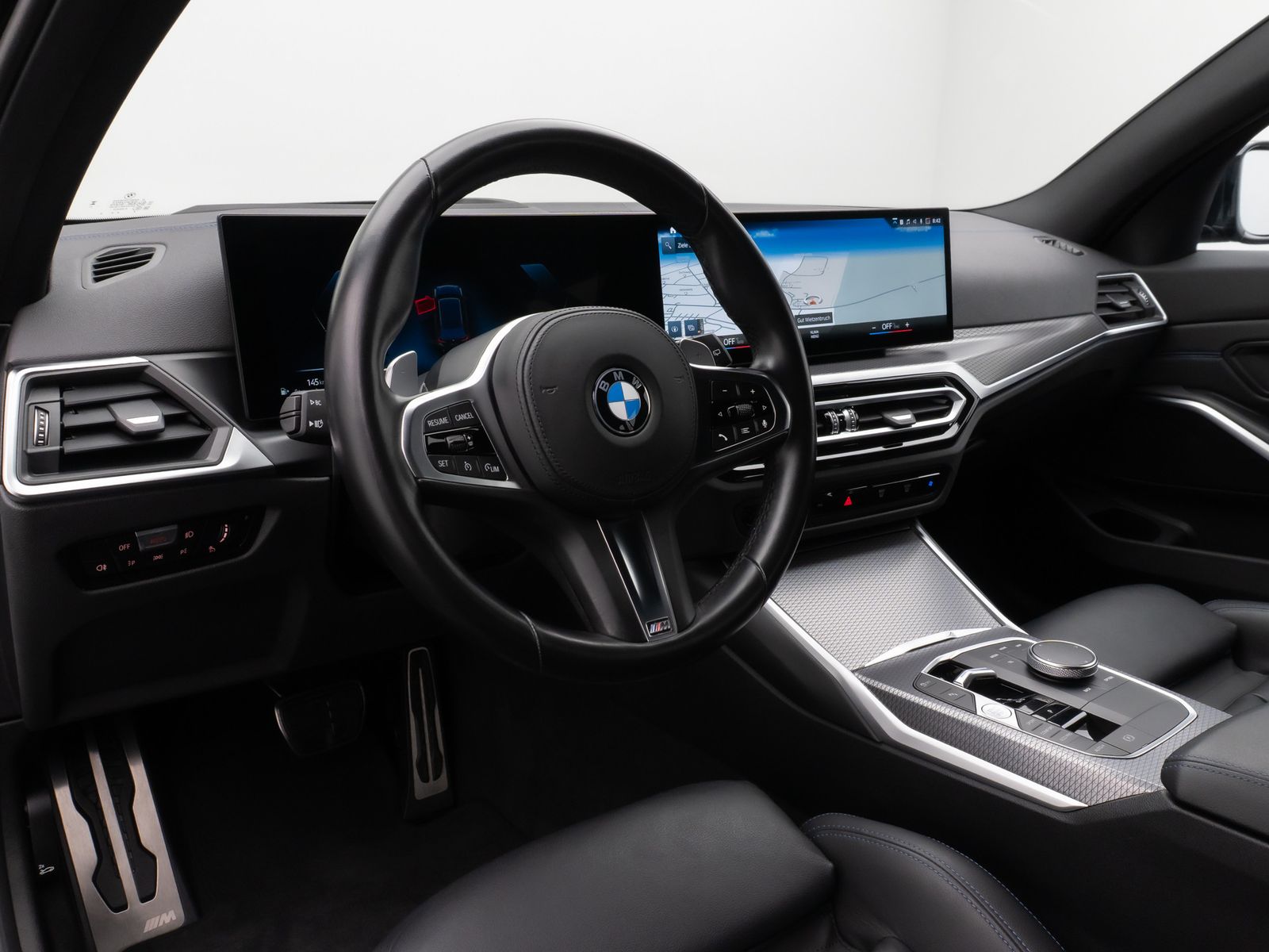 Fahrzeugabbildung BMW 318d M Sport DAB HUD CockPitPro Lordos PDC Leder