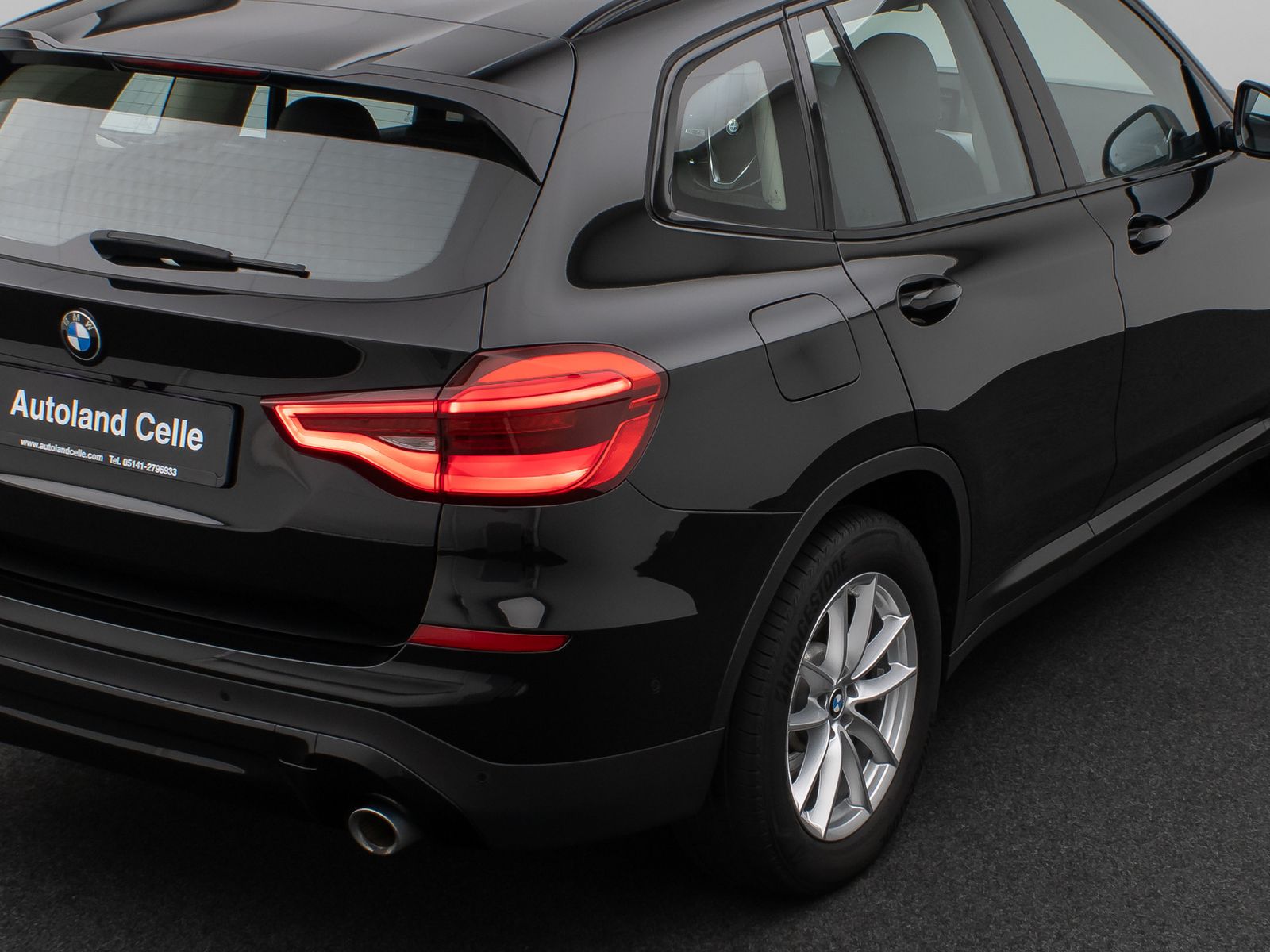 Fahrzeugabbildung BMW X3 xD20d Kamera HUD DAB H/K Leder Sport 18Zoll