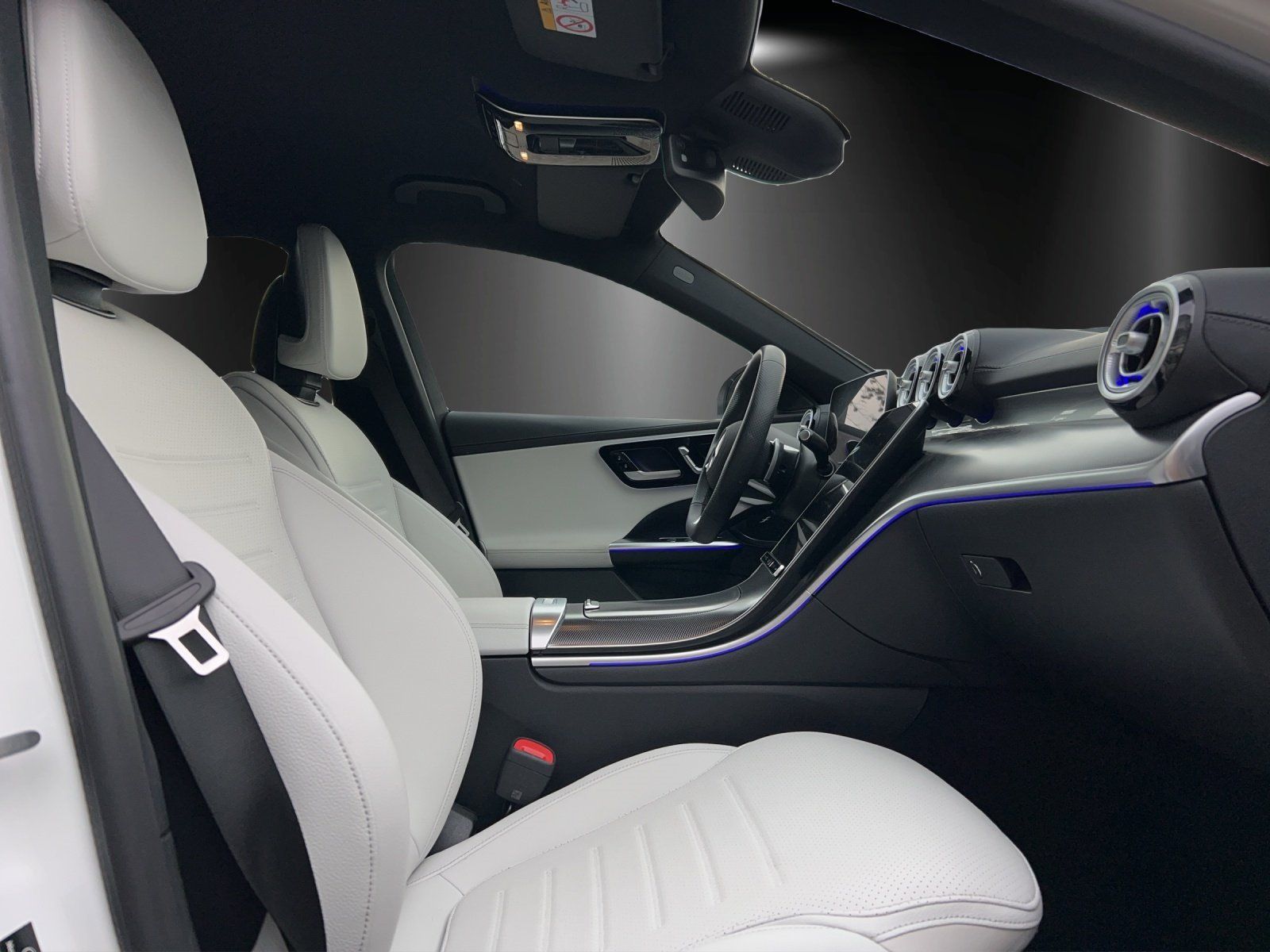 Fahrzeugabbildung Mercedes-Benz C 220 d T AMG AHK Night DISTRO 360° Memory 19"