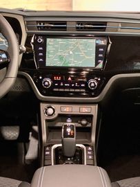 Fahrzeugabbildung Ssangyong e-Motion Platinum **WÄRMEPUMPE**Finanzierung**