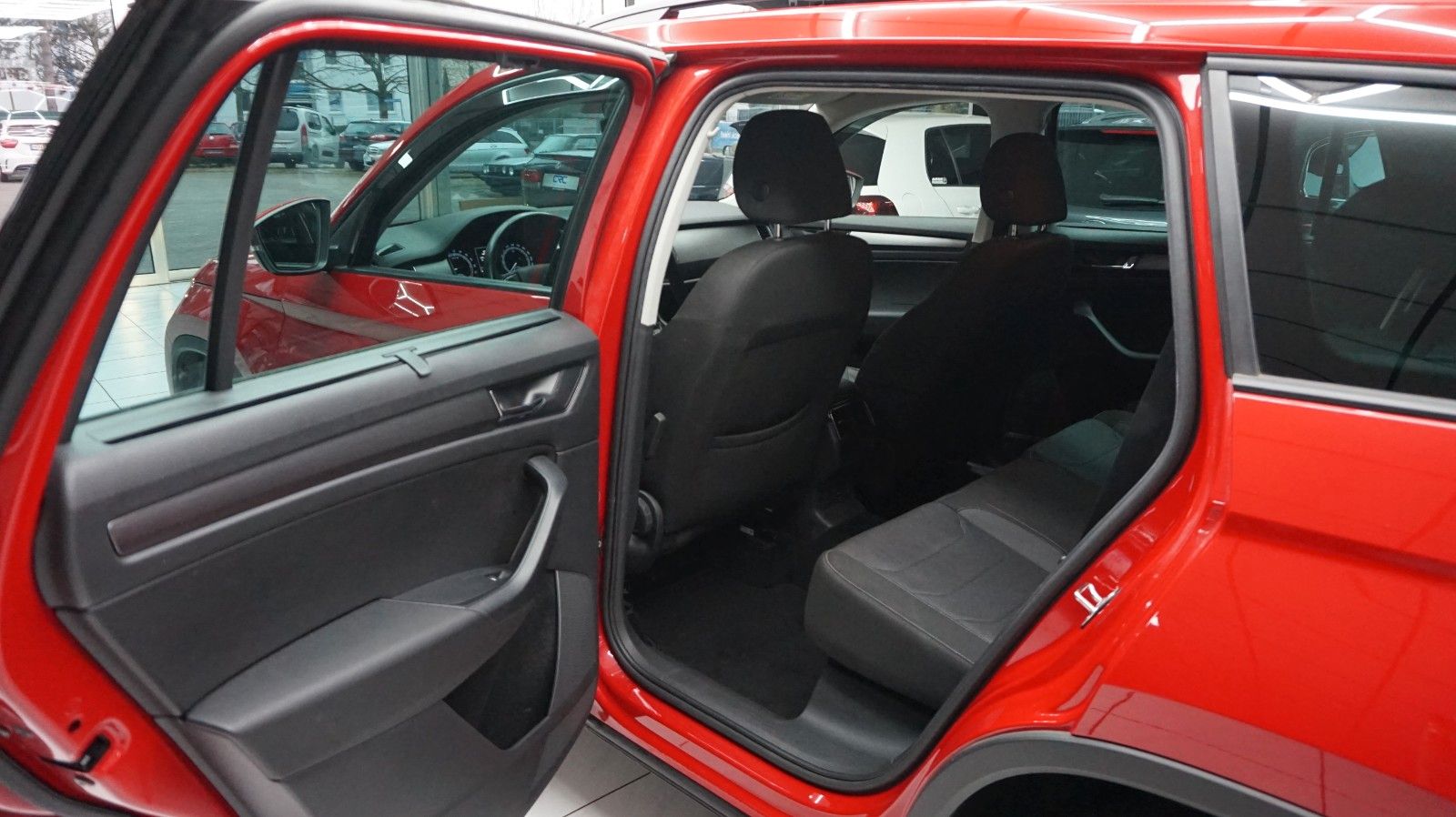Fahrzeugabbildung SKODA Kodiaq Ambition *Navi*AHK*Automatik*