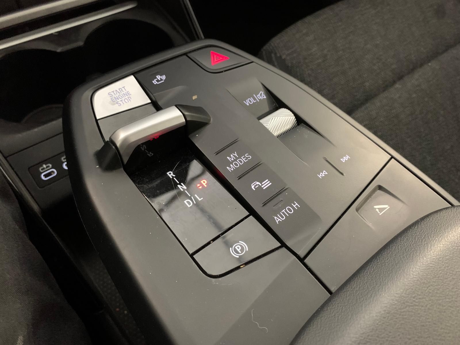 BMW X1 23d xDrive NAVI/AHKLED/DRIVING ASS foto 11