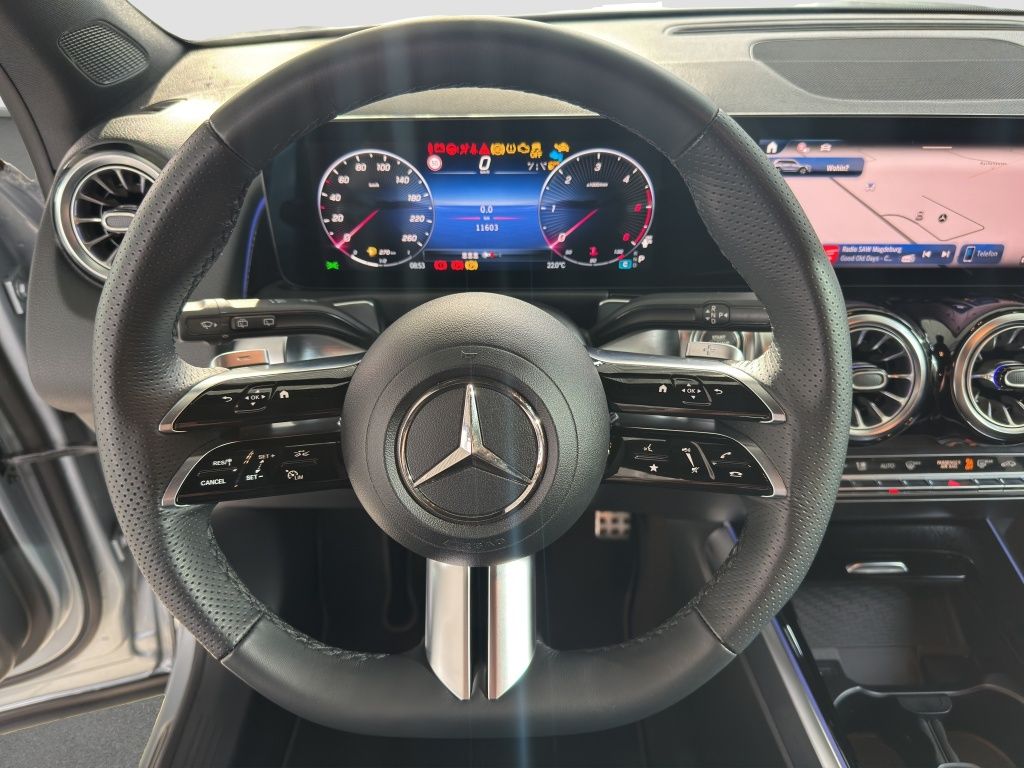 Fahrzeugabbildung Mercedes-Benz GLB 200 d AMG*NIGHT*DISTR*KEYL*KAMERA*ALARM