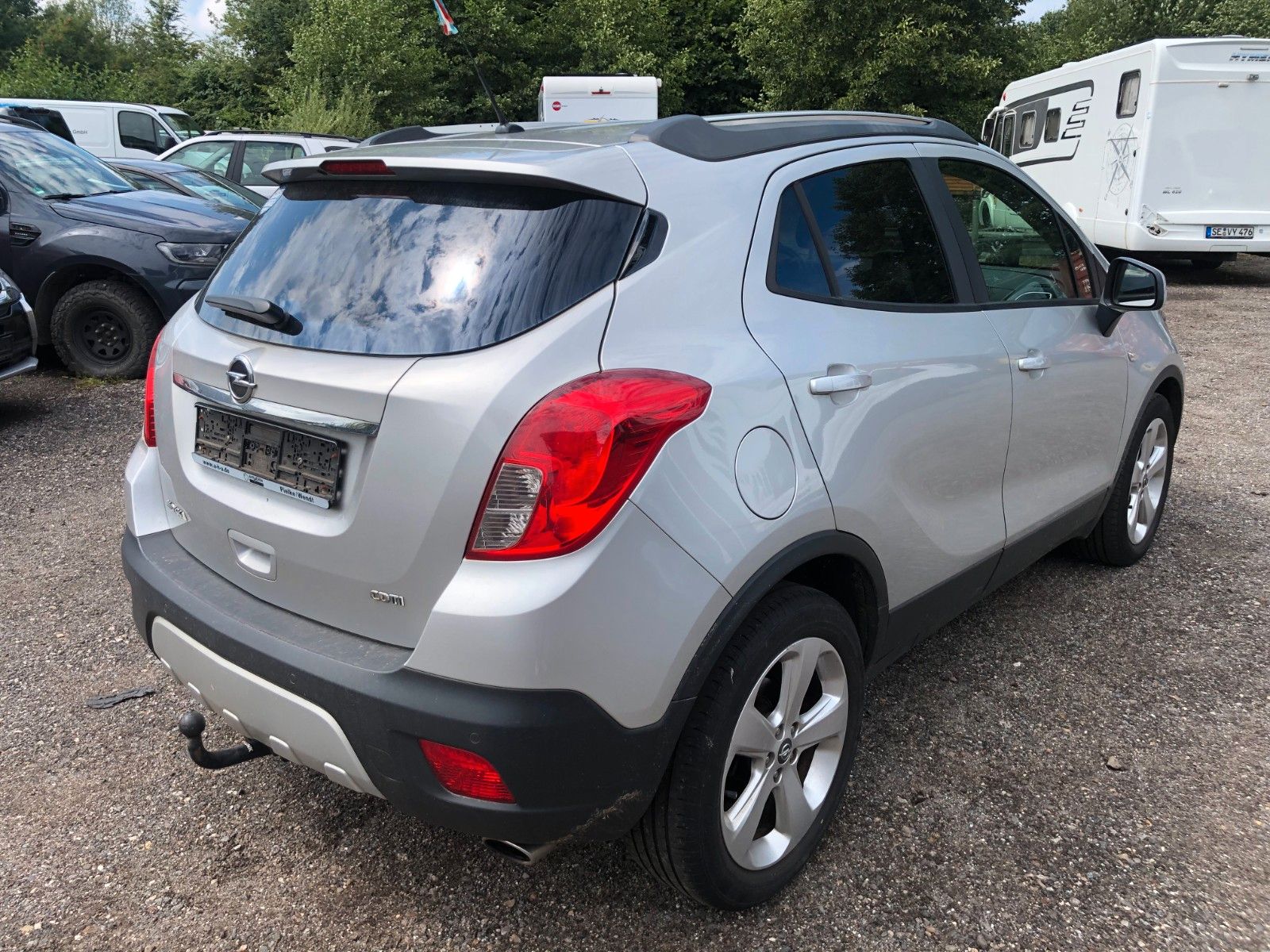 Fahrzeugabbildung Opel Mokka Edition leichter Schaden Fahrerseite