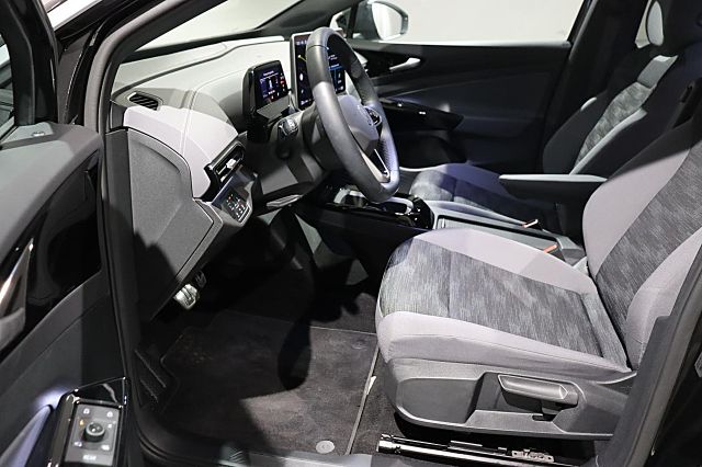 ID.5 Pure 125kW AHK Wärmep.IQ-LIGHT Anschlussgar