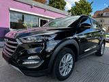 Hyundai Tucson Advantage 2WD "HU+Service Neu" - Hyundai TUCSON in Halle