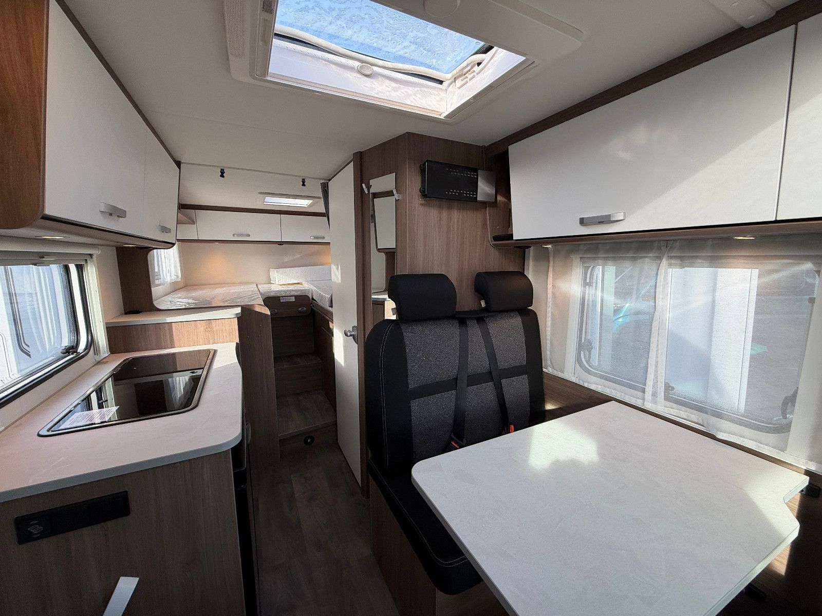 Fahrzeugabbildung Carado V-337 pro+ 6.497€ SPAREN !