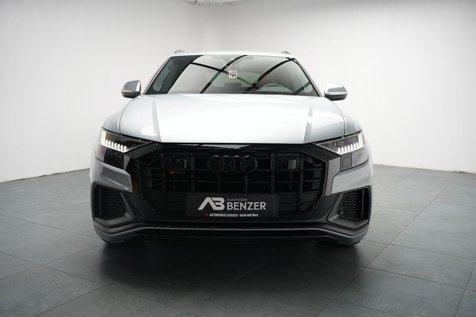 Fahrzeugabbildung Audi SQ8 4.0 TFSI quattro/EXCLUSIVE/ALCANTARA/BLACK