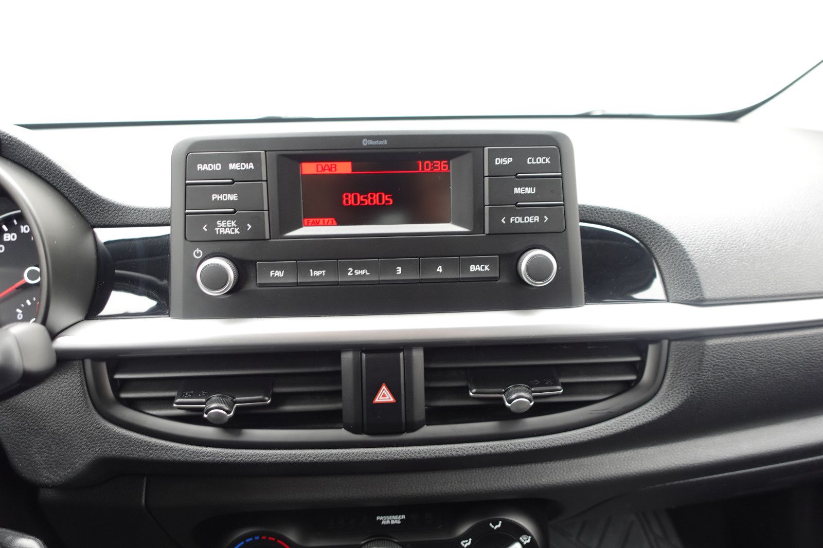 Fahrzeugabbildung Kia Picanto 1.0 Dream-Team Edition AMT  Radio BT,SHZ