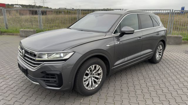 Volkswagen Touareg 3.0 TDI DSG 4M R-Line/NAV/PAN/LUFT/KAM/