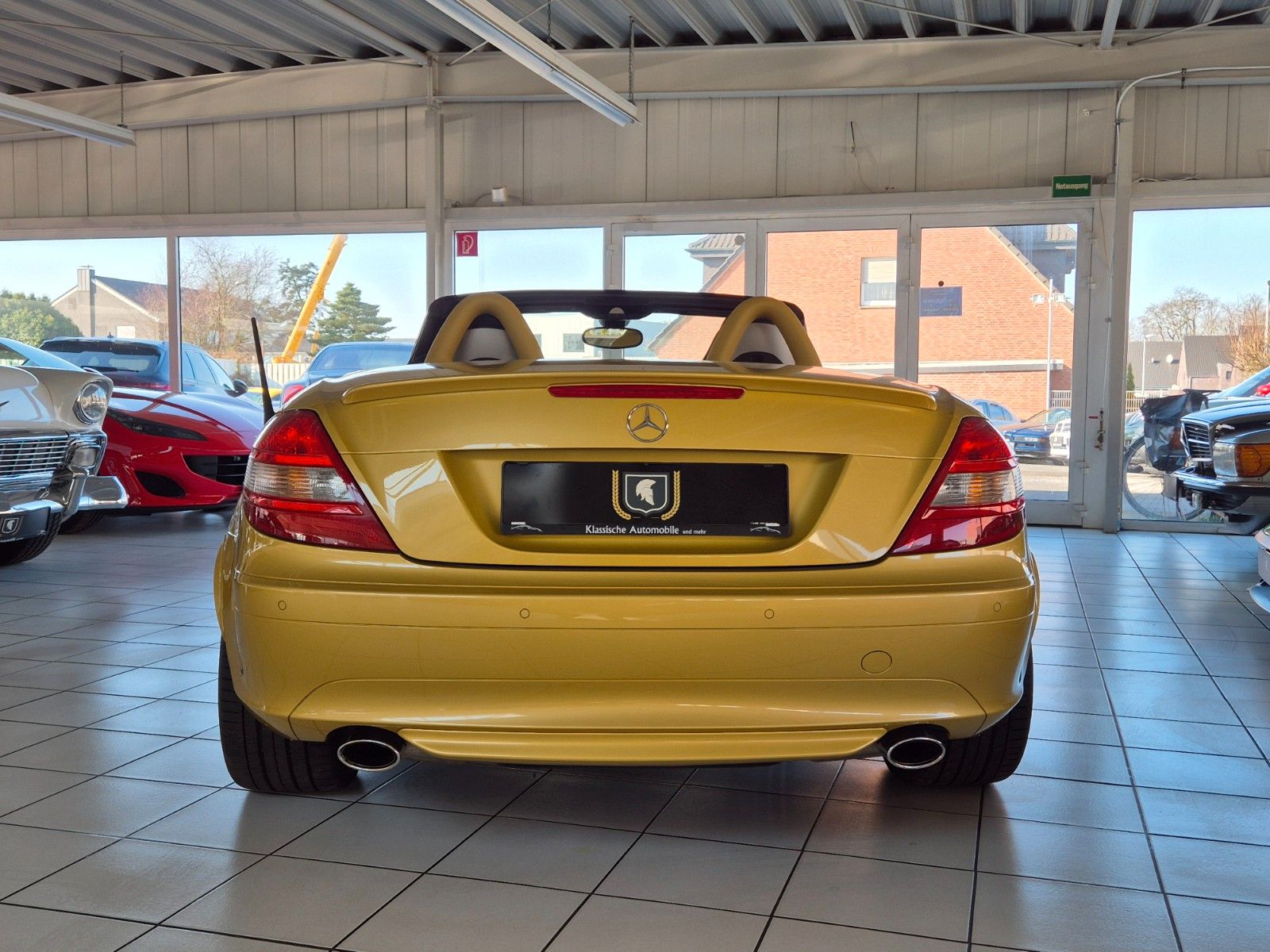 Fahrzeugabbildung Mercedes-Benz SLK 350/Komplettes Designo Fahrzeug/Jahreswagen!