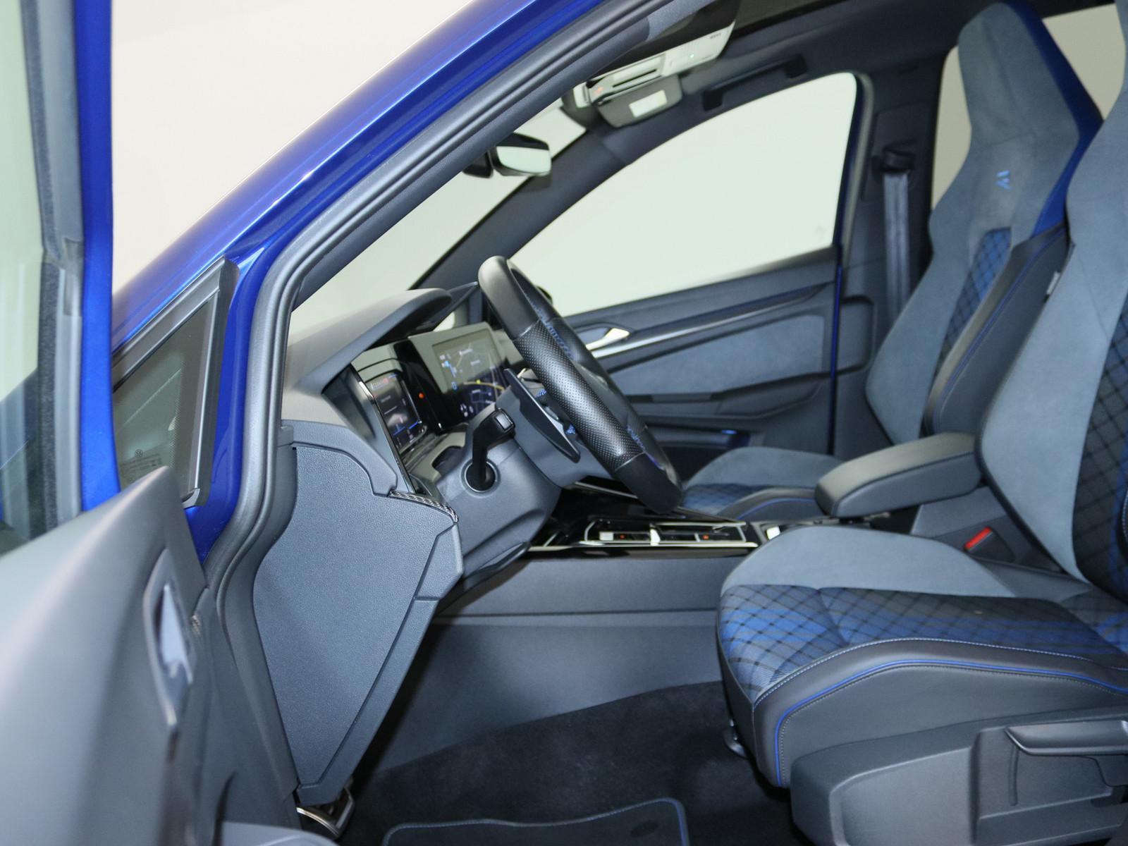 Volkswagen Golf VIII R Performance 20 Years MATRIX-LED PANO, миниатюра 11
