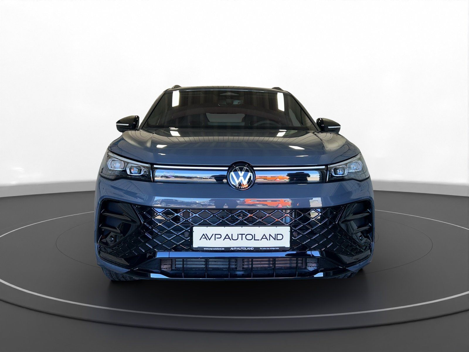 Volkswagen Tiguan 2.0 TDI DSG 4MOTION R-Line STANDH foto 3