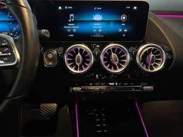 Bild 14 Mercedes-Benz B 220 Business 4Matic