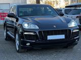 Porsche Cayenne Turbo Autom.Leder. Motor macht Geräusche - Porsche: Motor