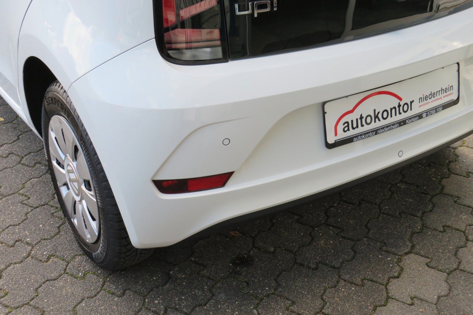 Fahrzeugabbildung Volkswagen up! GRA KLIMA PDC NOTBREMS APP-CONNECT 1.HD