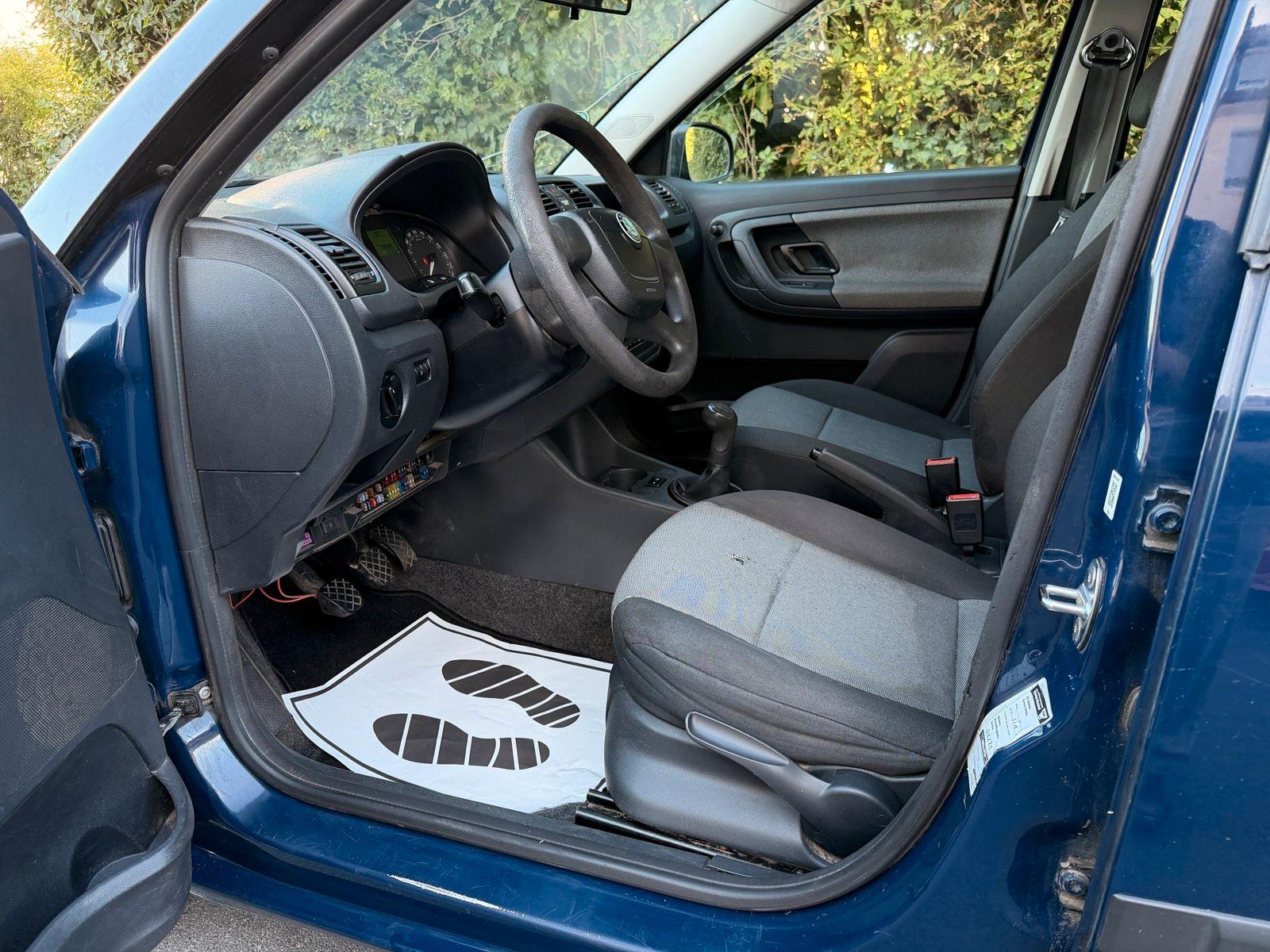 Skoda Fabia 2012 — photo 12