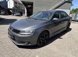 Volkswagen Jetta 1.6TDI VI Trendline - Volkswagen Jetta aus 2011: TDI