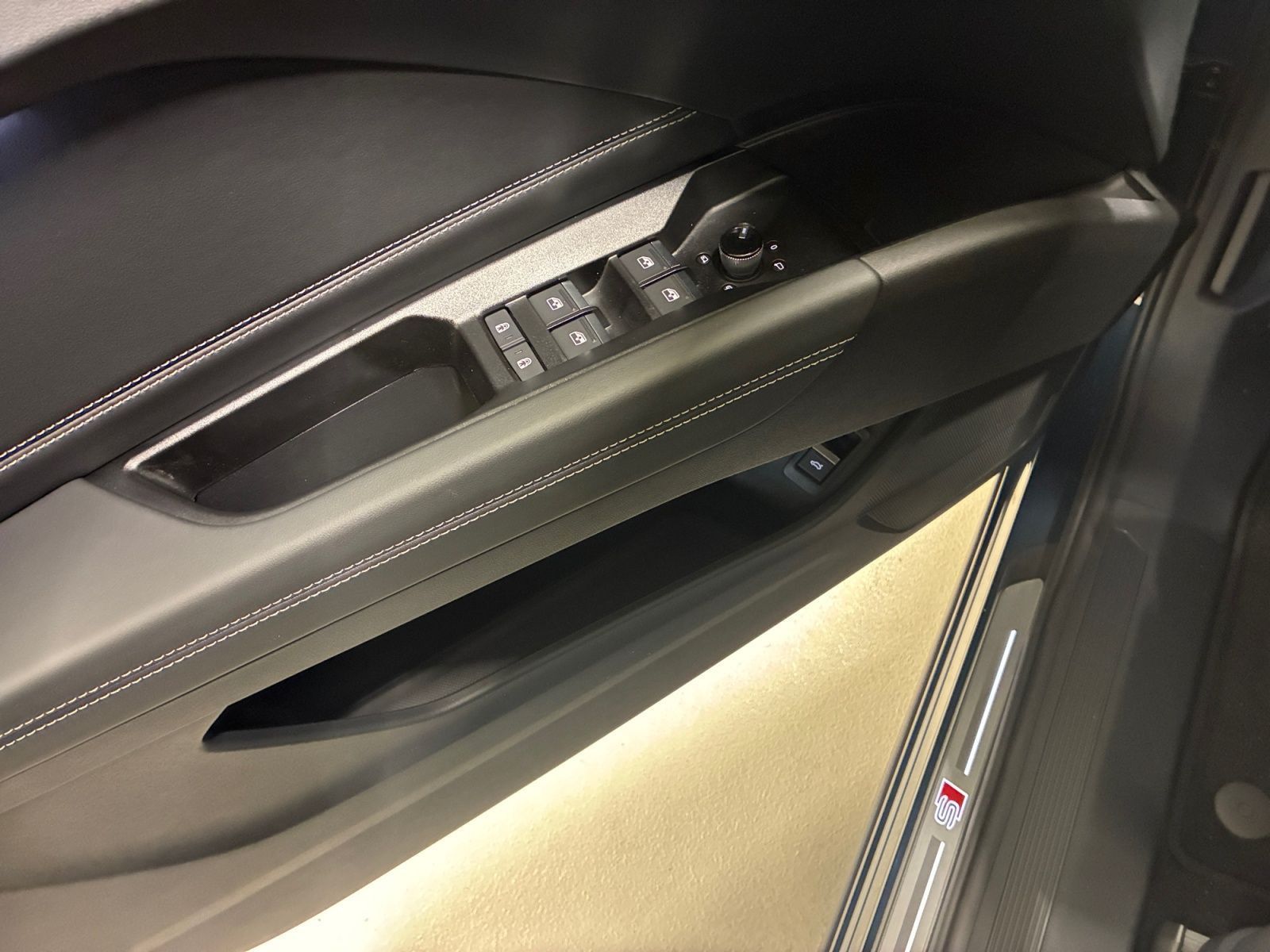 Q4 Sportback e-tron performance 210 kW