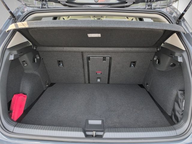 Golf VIII 2.0 TDI DSG GOAL AHK+RFK+HEAD-UP+NAVI+