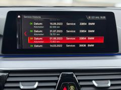 BMW 520d Autom. *DISPLAY KEY*HEAD UP*SURROUND VIEW*