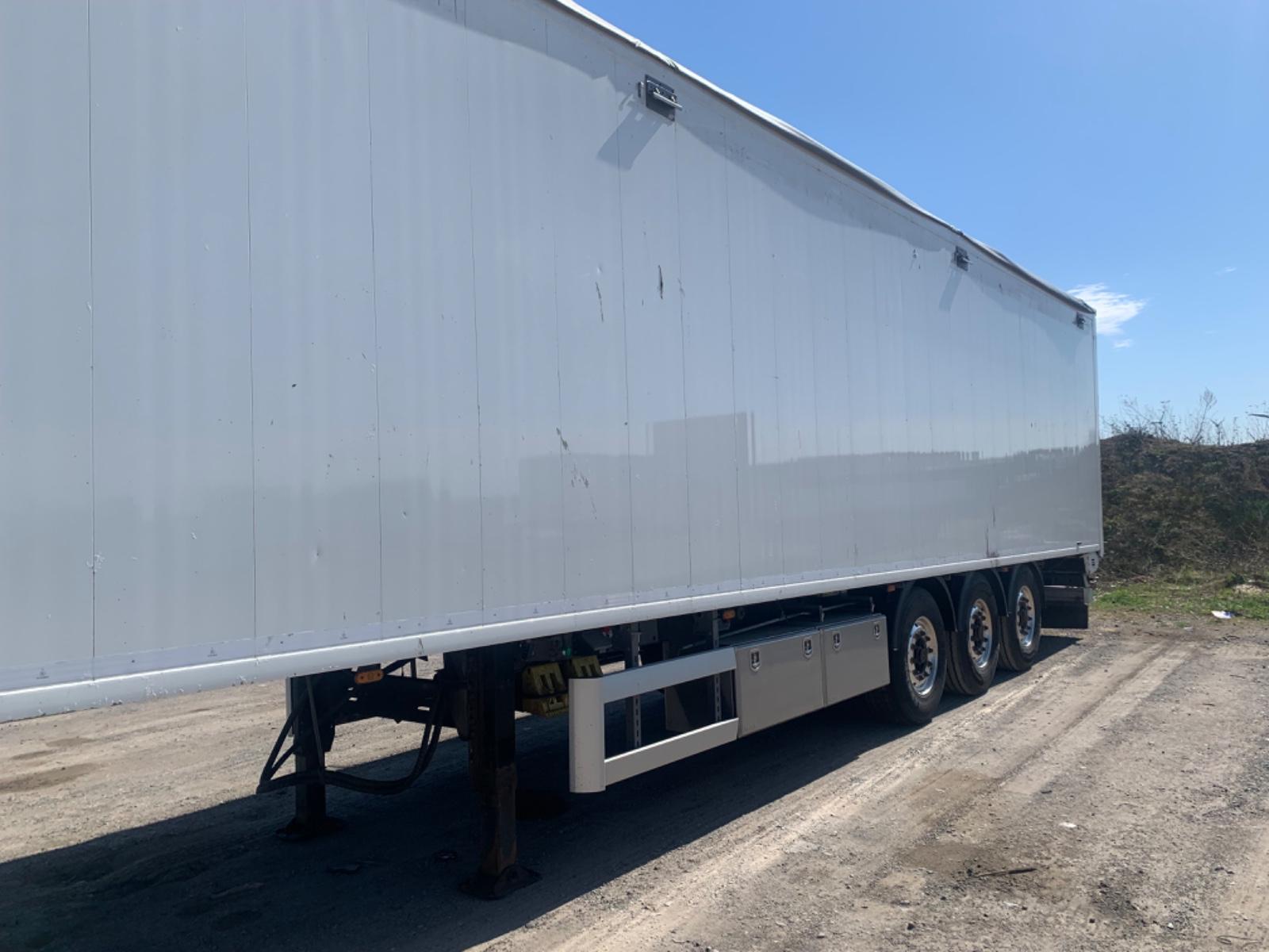 Knapen K 100- 92 cbm, Boden 8 mm Alcoa, Seitenplane,