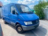 Mercedes-Benz Sprinter 210D - Mercedes-Benz Sprinter: 210 D