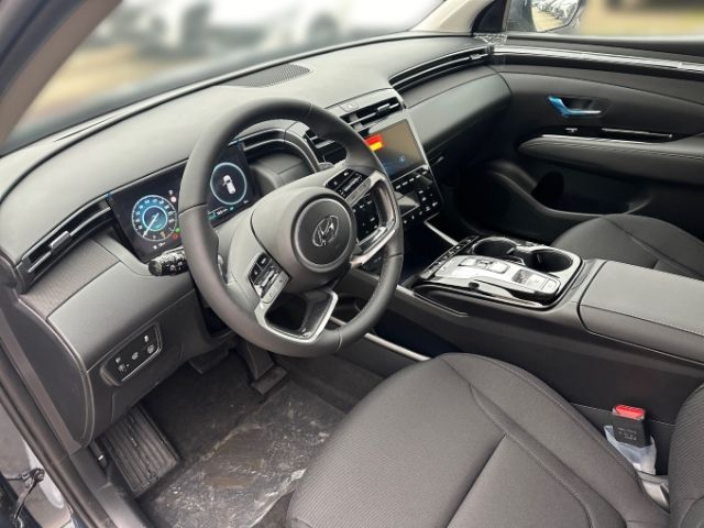 Fahrzeugabbildung Hyundai Tucson Trend Hybrid 1.6 2WD Assistenz-Paket+el.