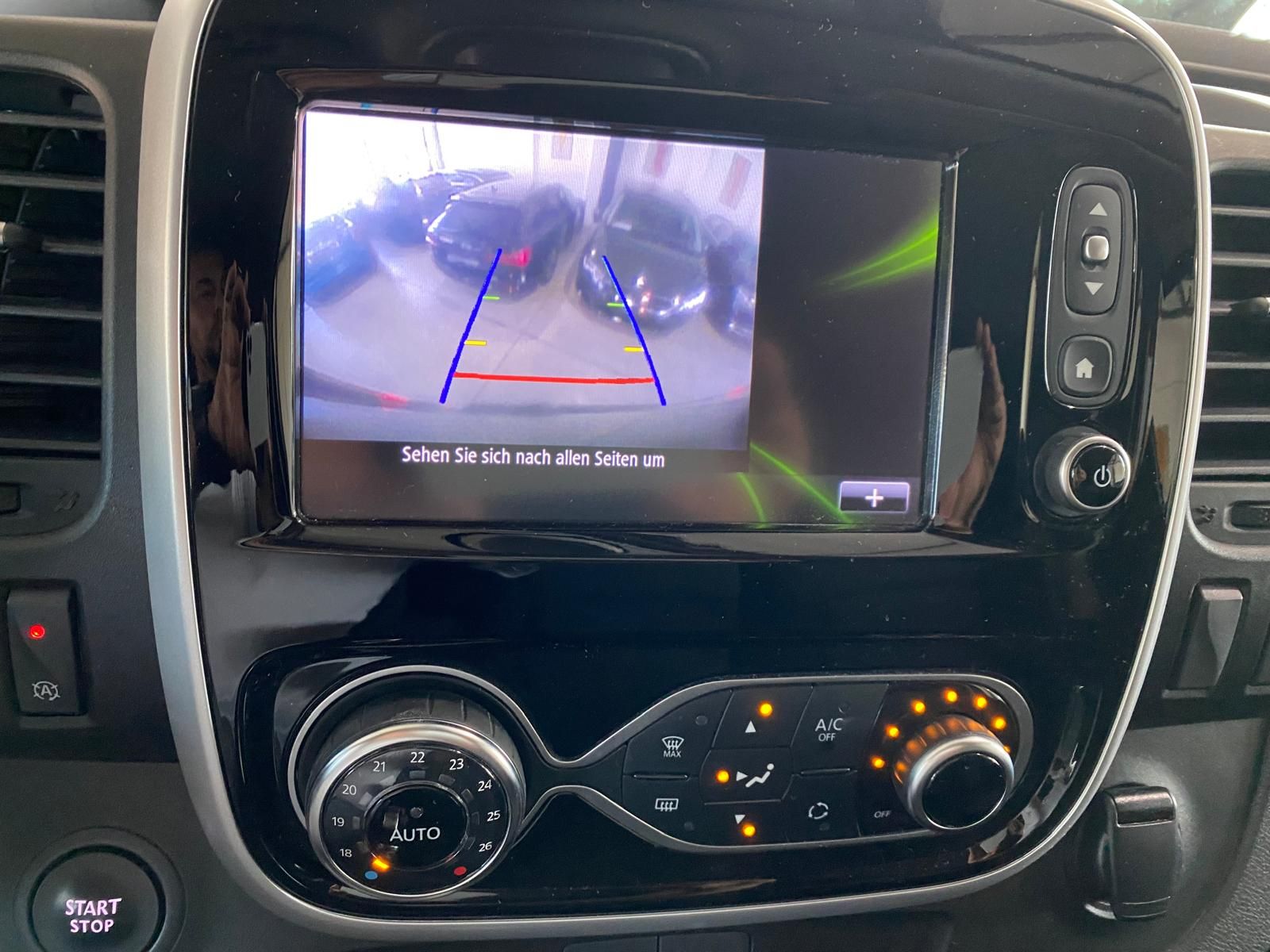 Fahrzeugabbildung Renault Trafic L1L1 2.0 dCi 145 Komfort EDC/Navi/RFK/