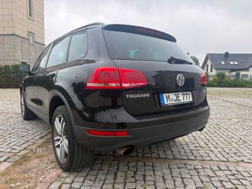 Volkswagen Touareg - 4