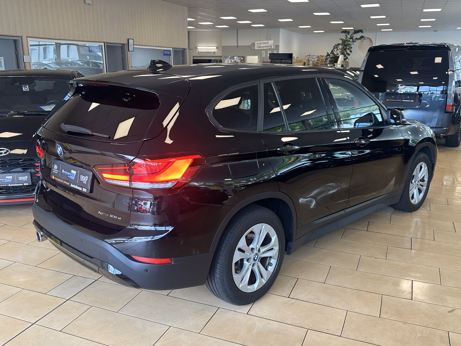 BMW X1 xDrive 25e*Advantage*1.Hand*CAM*SHZ*Tempo*LED, миниатюра 5