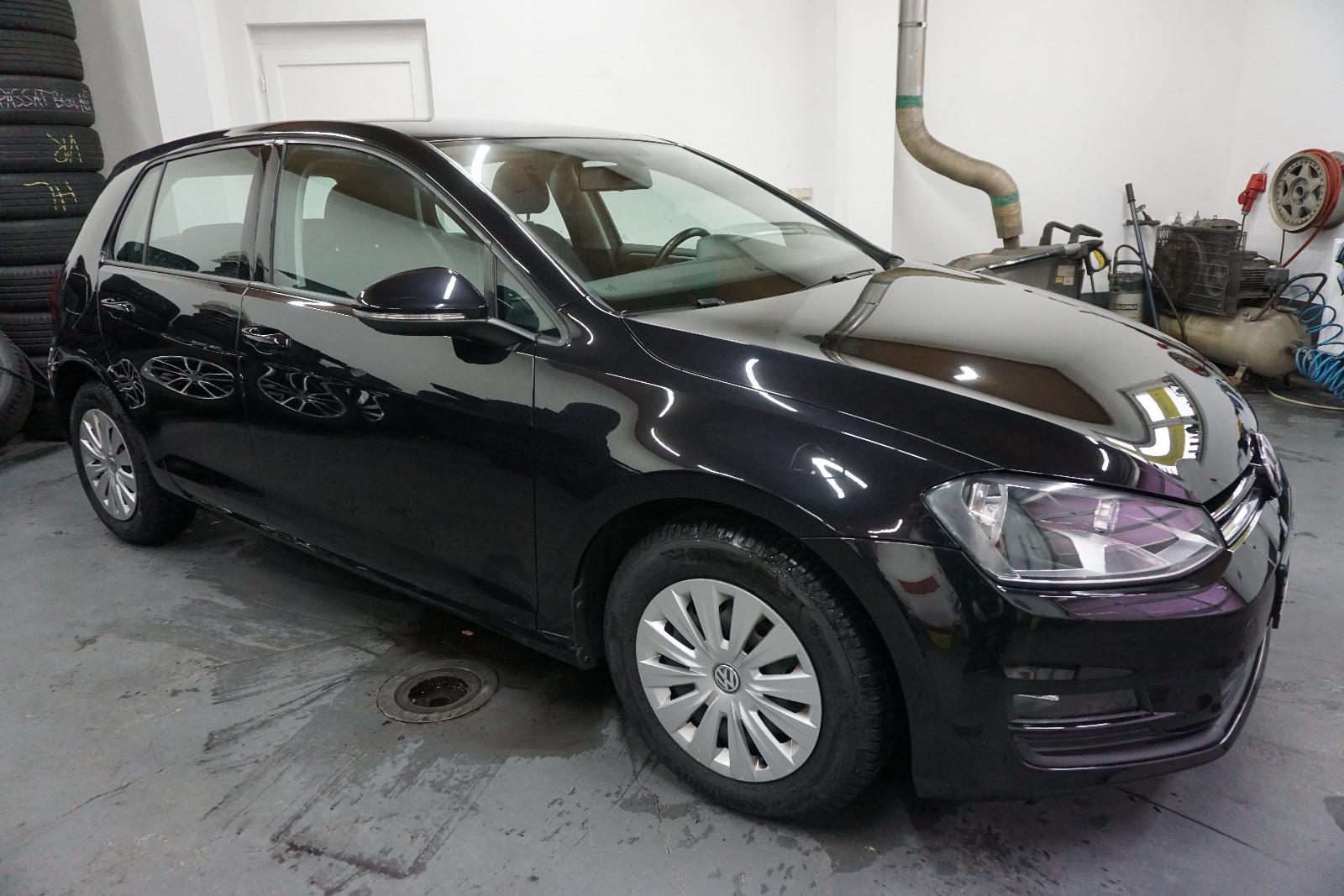 Volkswagen Golf VII Limo Automatik!Allwetterreifen!91152KM!