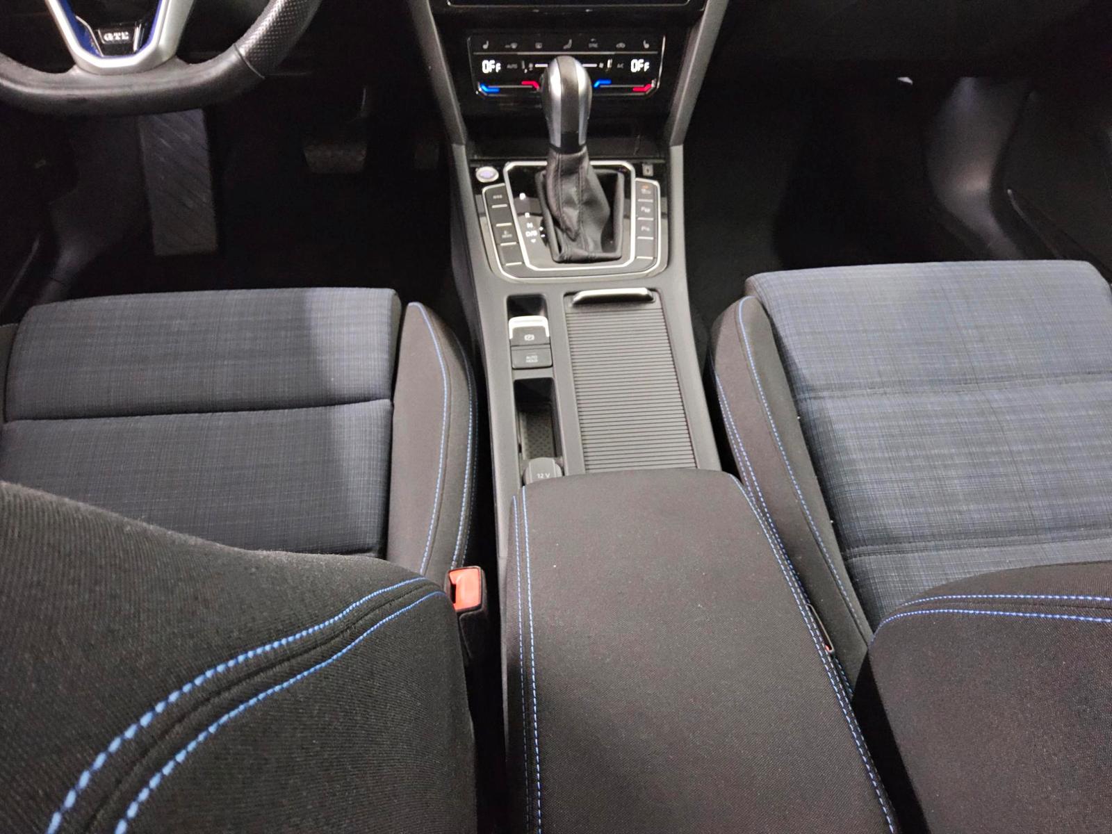 Volkswagen Passat Variant GTE 1.4 TSI Navi LED DC RFK