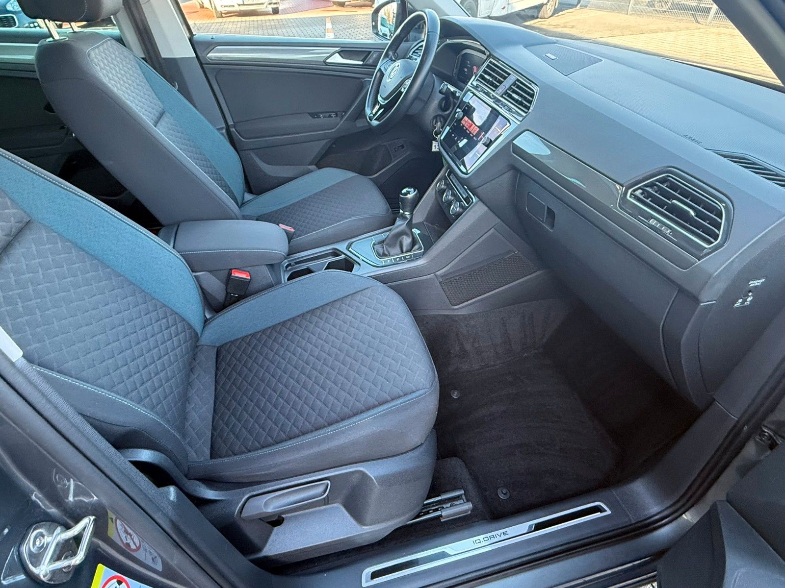 Fahrzeugabbildung Volkswagen Tiguan IQ.DRIVE Start-Stopp