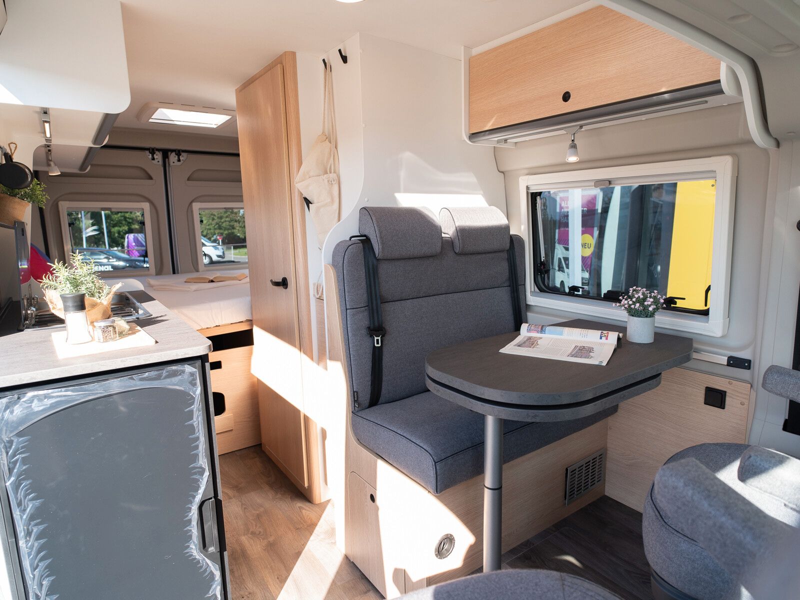 Fahrzeugabbildung Sunlight Cliff 600