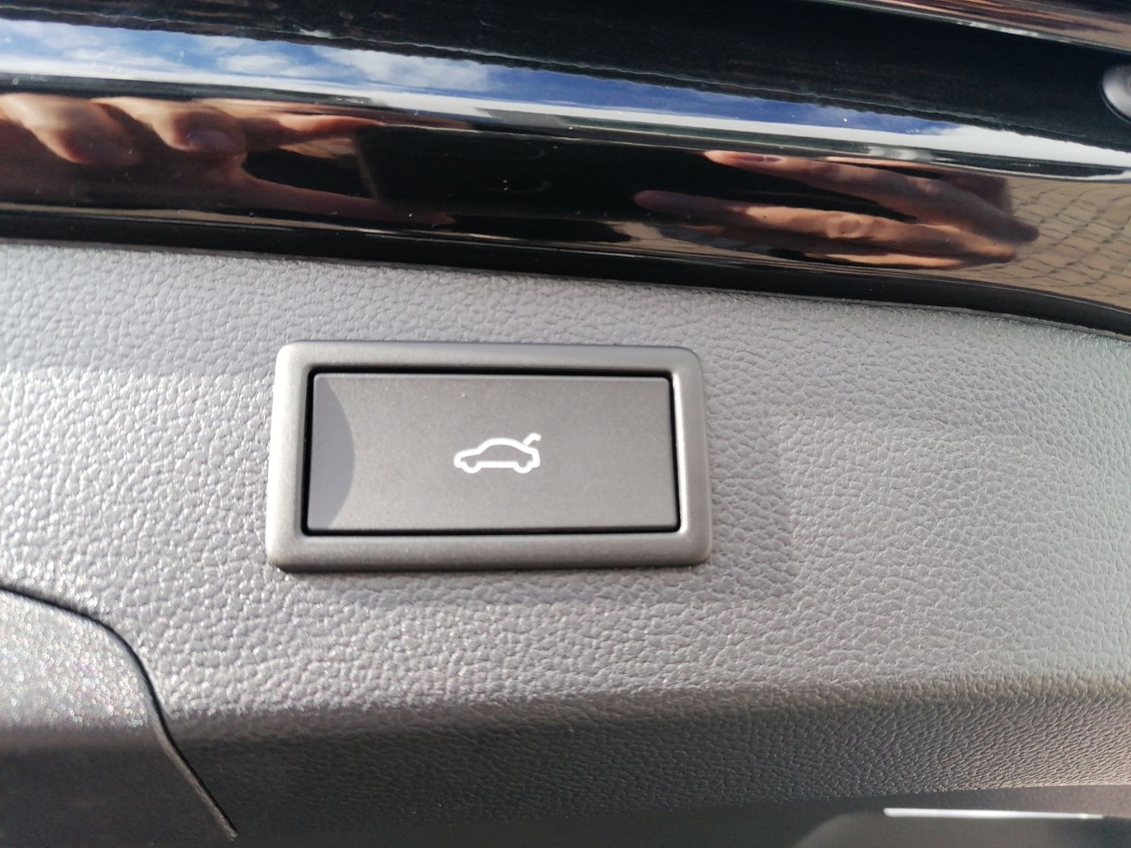 Passat Variant R-Line 2.0 TDI 4MO DSG MATRIX+PAN