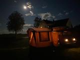 Volkswagen VW T2b mit Hubdach und Camping Ausbu. Fris... - Volkswagen: Hub