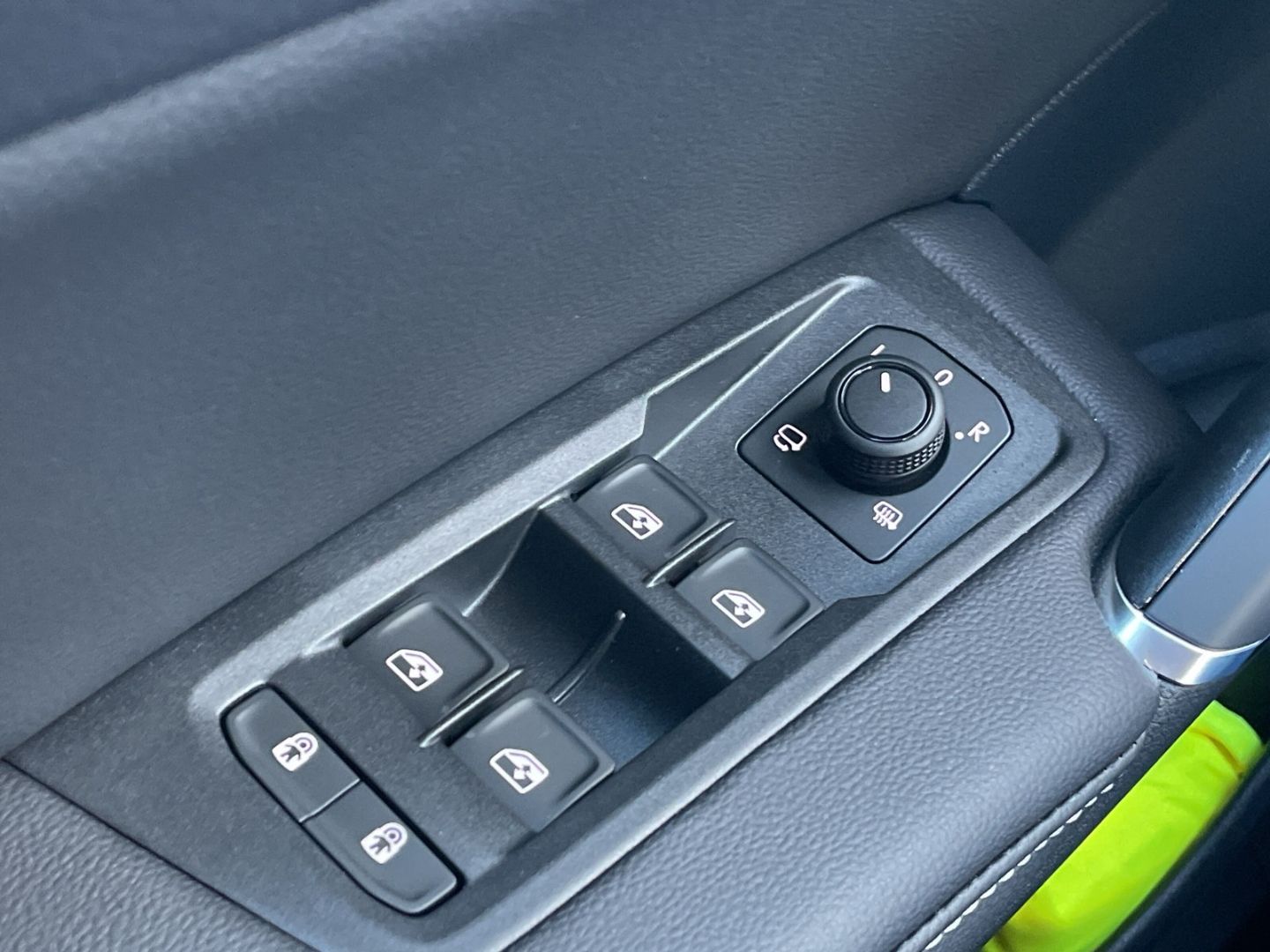 Touran ENERGY 1.5TSI DSG AHK/Kamera/ACC/Navi/LED