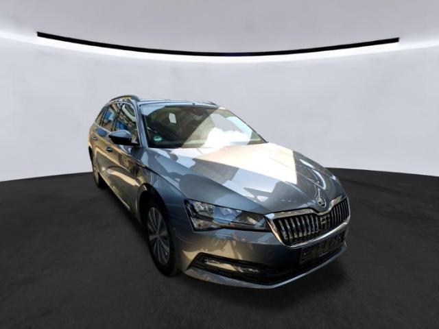 Skoda Superb Combi Ambition 1.5 TSI DSG Navi PDC Sitzh