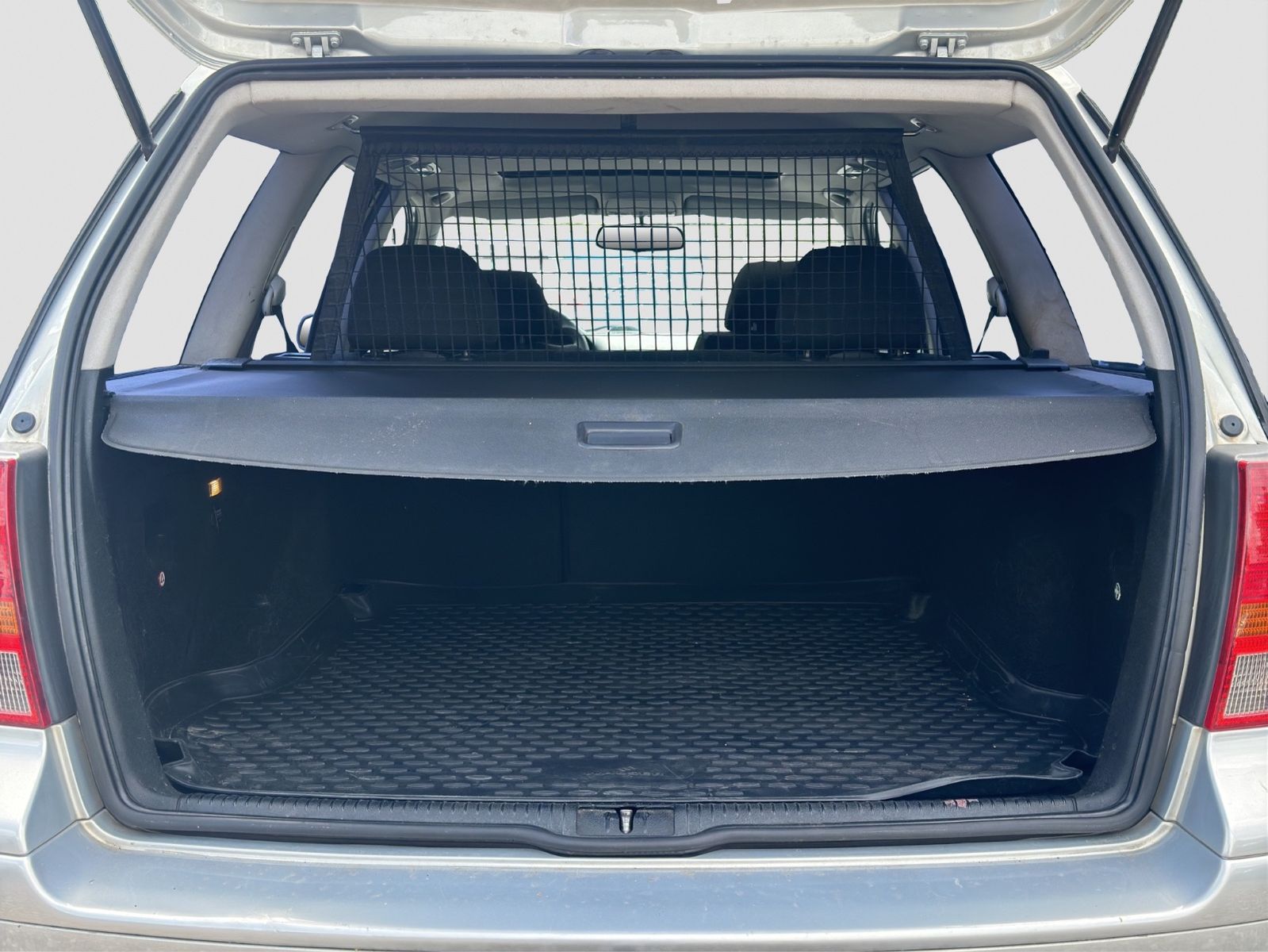 Fahrzeugabbildung Volkswagen Golf IV Variant Highline/Schiebed./AHK/TÜV01.28
