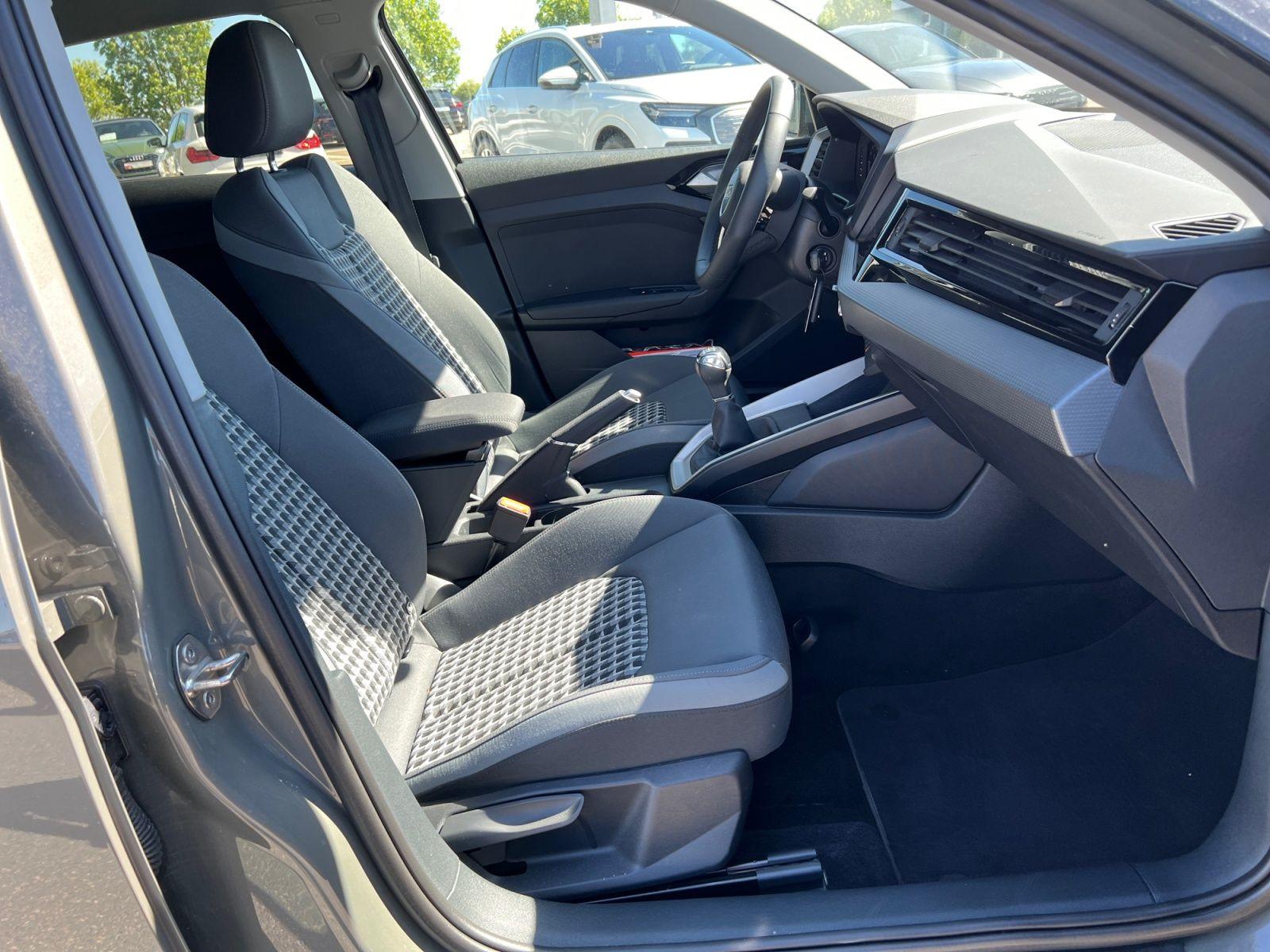 Audi A1 Sportback 30 TFSI S-Line, EA8, LED, PDC hinte, миниатюра 12