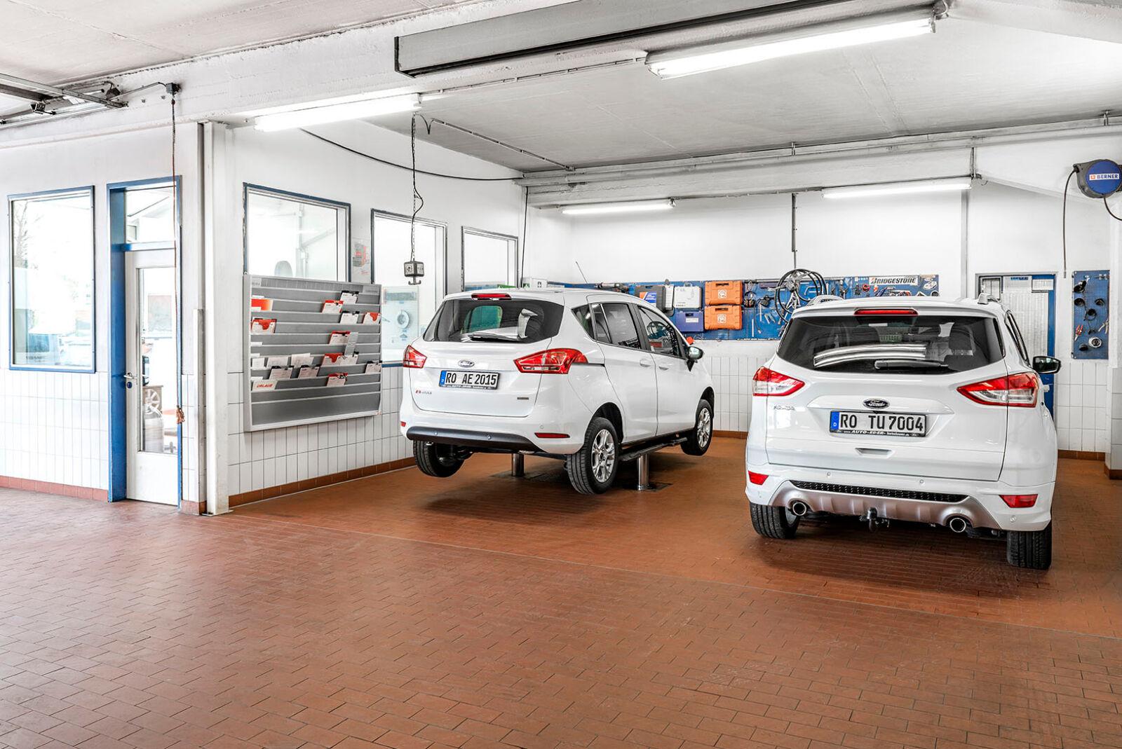 showroom-image-bottom