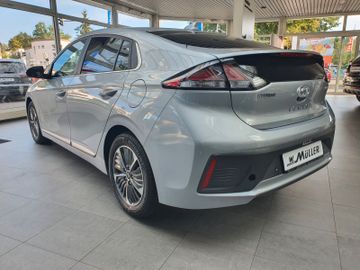 Fahrzeugabbildung Hyundai Ioniq Advantage Plug-In Hybrid