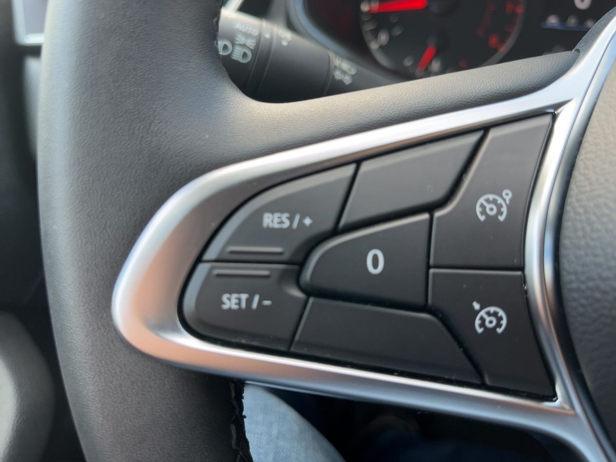 Fahrzeugabbildung Renault Clio EQUILIBRE SCe 65 Klima EPH
